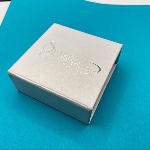 STERLING  Silver & Cultured Pearl Necklace and Earrings Set New In Box - Picture 4 of 8